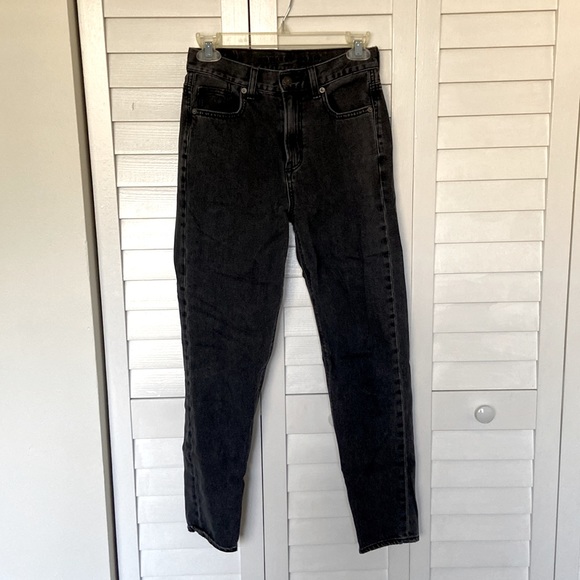 American Eagle Mom Jeans - Picture 2 of 8